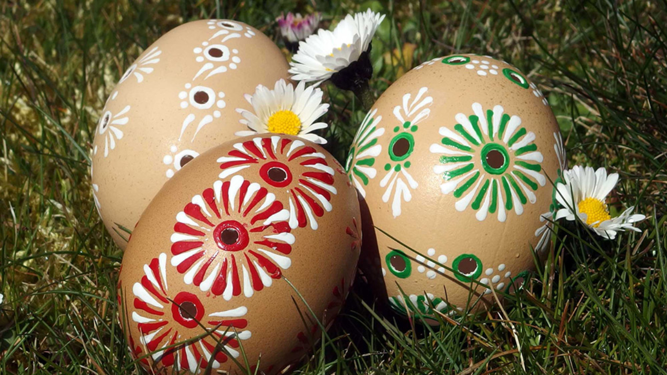 easter-eggs